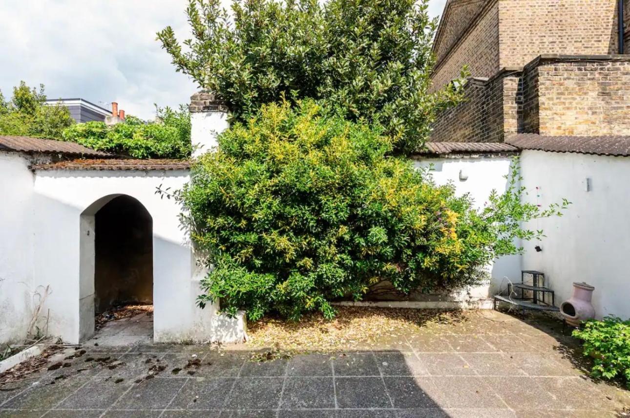 Lovely 3-Bed 20 Minutes To Central London Bagian luar foto
